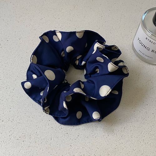 Navy Blue Polka Dot Hair Scrunchies Set, Elegant And Retro Hair