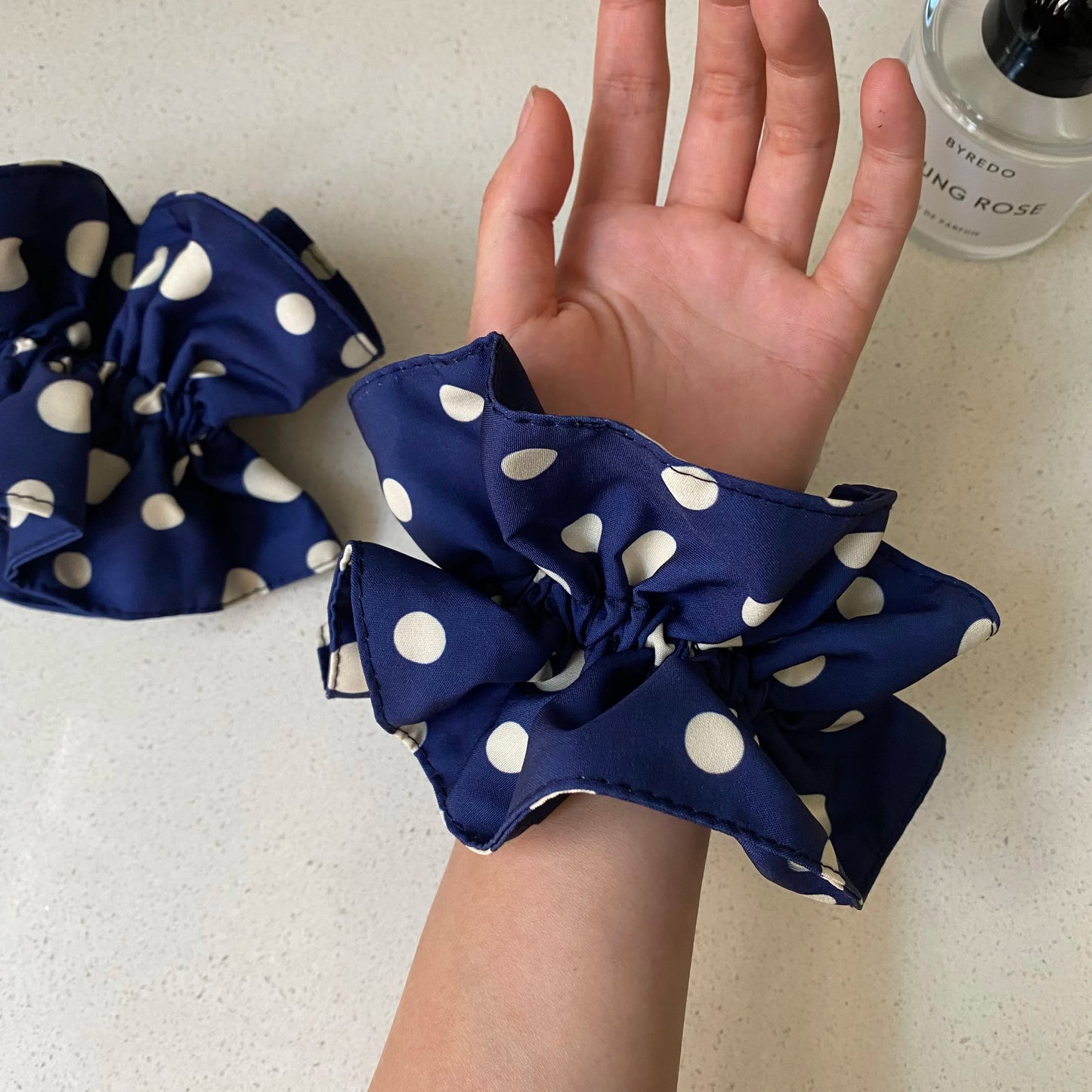 Navy Blue Polka Dot Hair Scrunchies Set, Elegant And Retro Hair